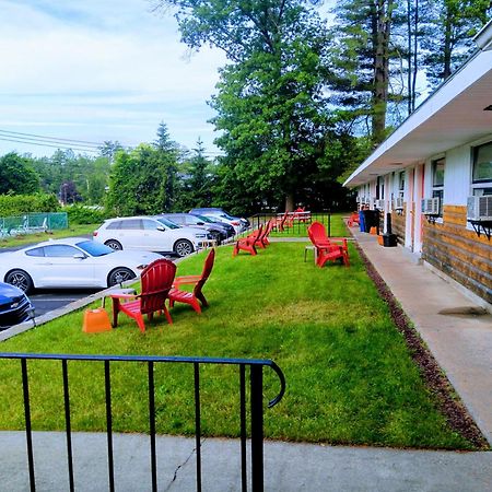 Robin Hood Motel Saratoga Springs Ngoại thất bức ảnh