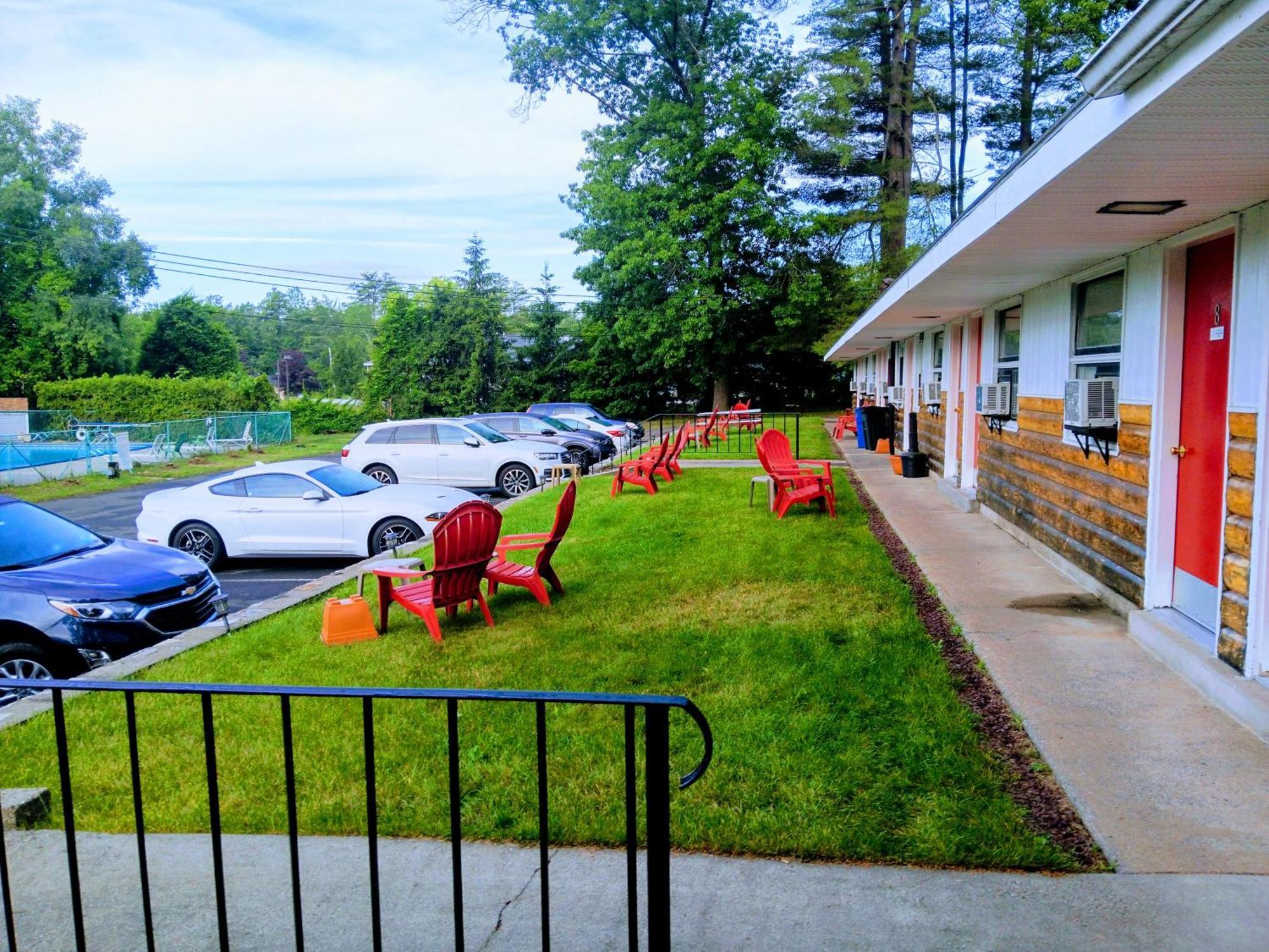 Robin Hood Motel Saratoga Springs Ngoại thất bức ảnh