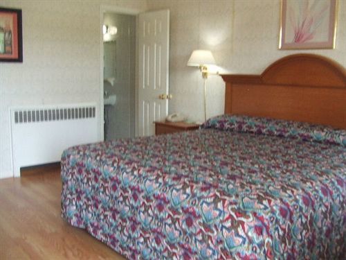 Robin Hood Motel Saratoga Springs Phòng bức ảnh